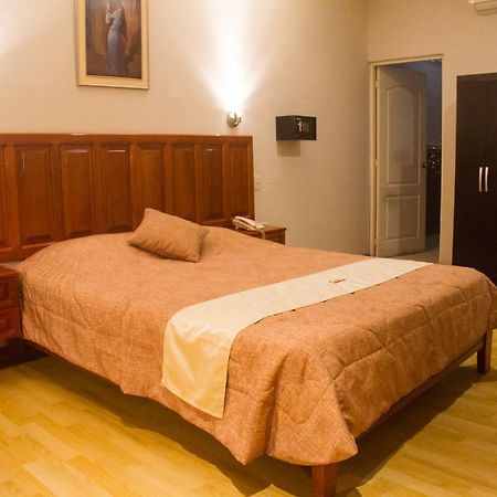 Hotel Safari Ікітос Екстер'єр фото