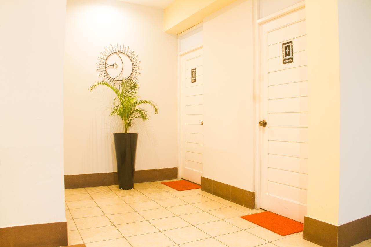 Hotel Safari Ікітос Екстер'єр фото