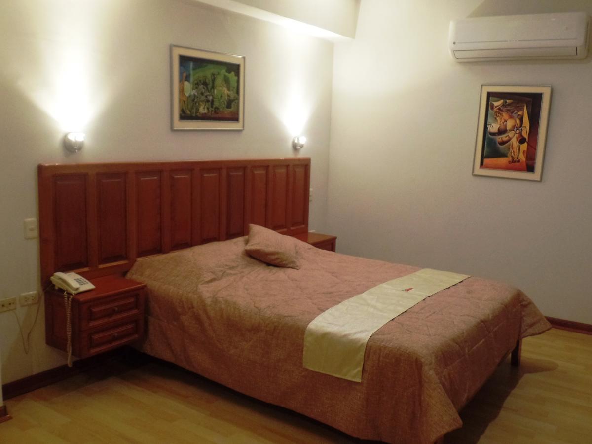 Hotel Safari Ікітос Екстер'єр фото