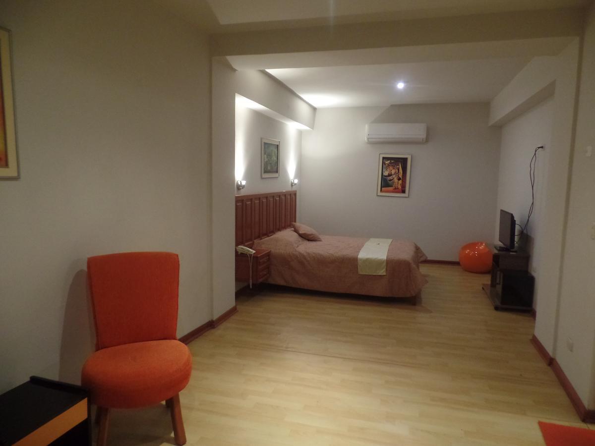 Hotel Safari Ікітос Екстер'єр фото